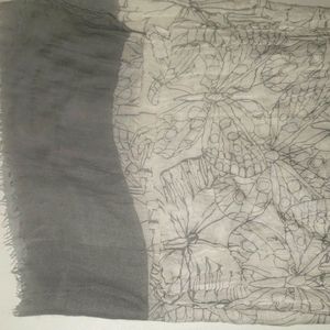 Beautiful printed scalves